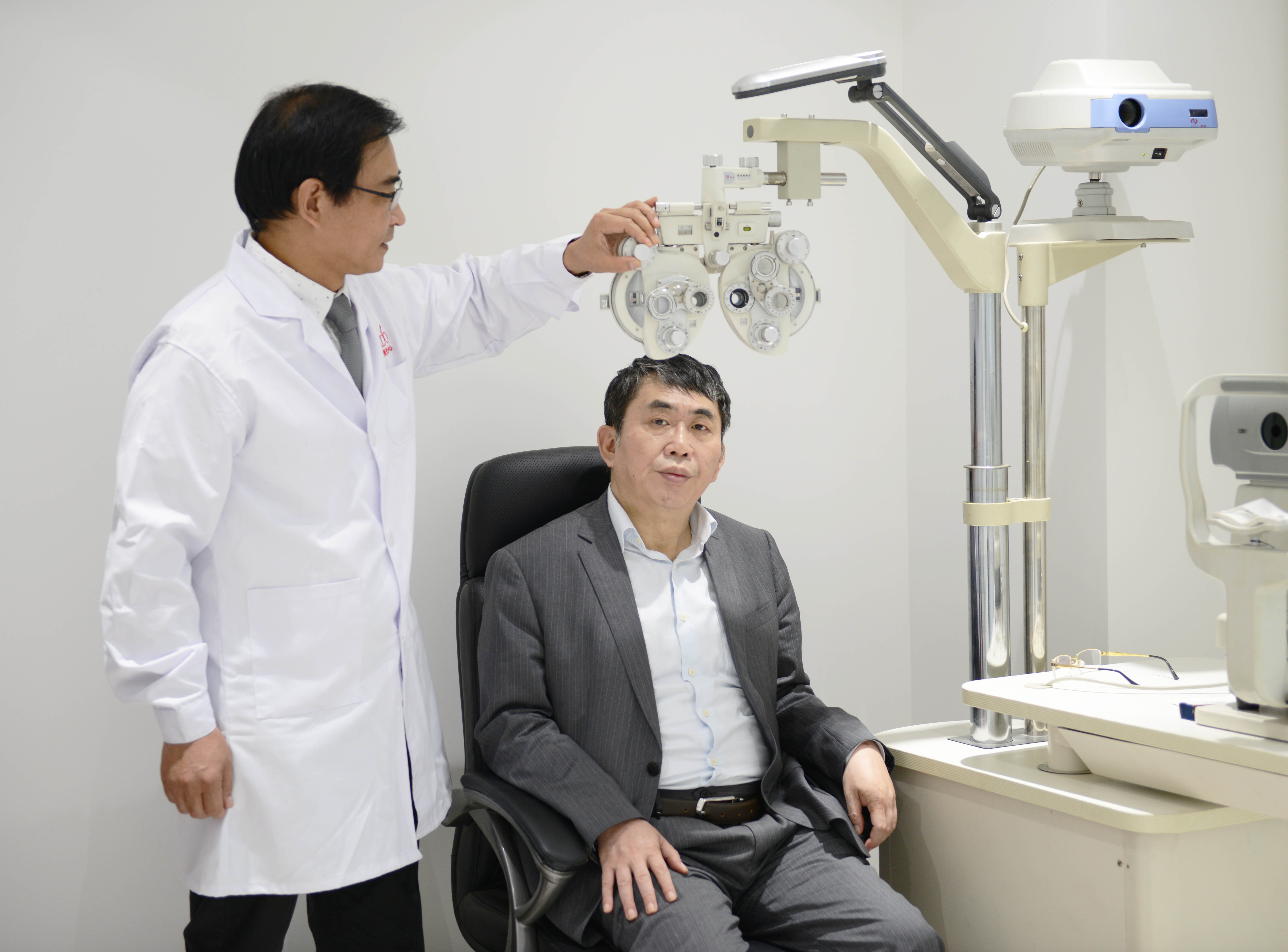 真實案例！多焦鏡為什么要定期到店復檢、調校？