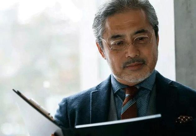 500度近視又老花，戴上美麗島多焦鏡煩惱全解決，46歲的周先生樂壞了