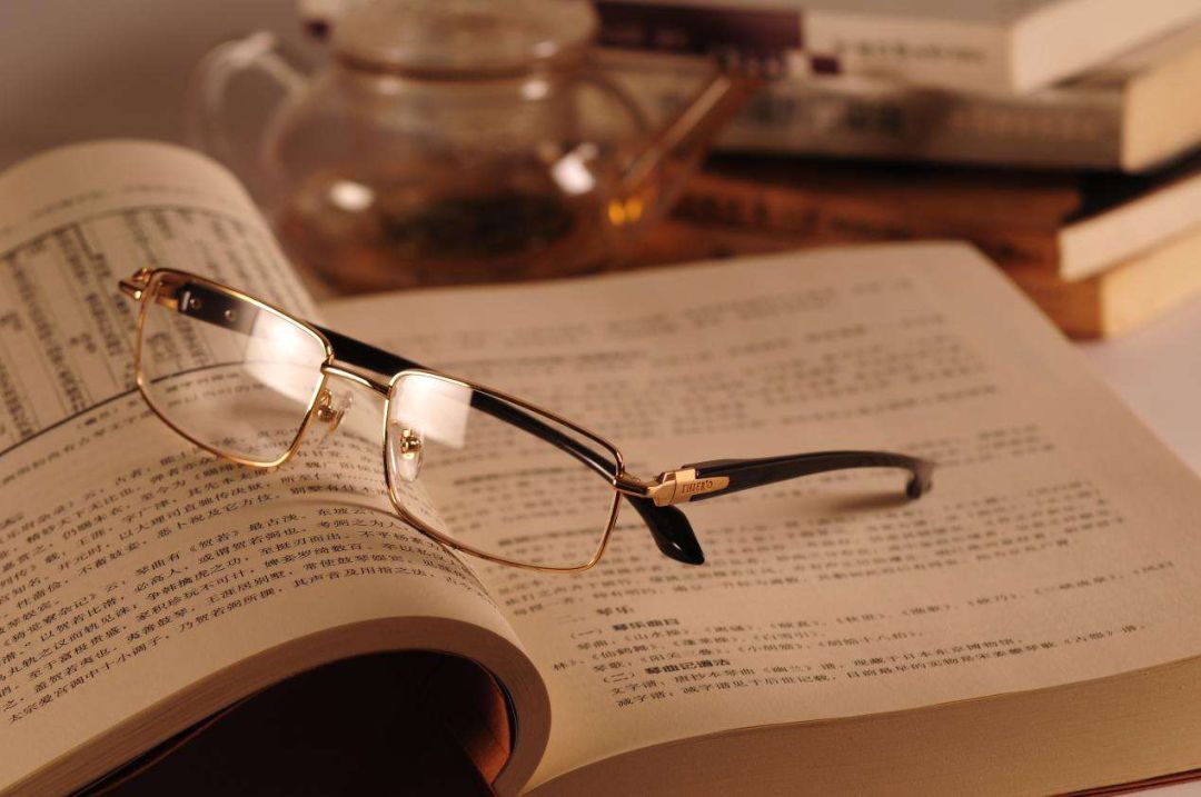 老花鏡最多戴五年就得換，科學(xué)嗎？