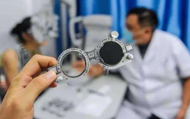 選配眼鏡掌握六個(gè)關(guān)鍵點(diǎn)，佩戴舒適不頭暈