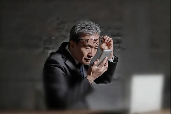 美麗島多焦鏡:十六年的堅(jiān)守，只為老花眼打磨一副多焦鏡