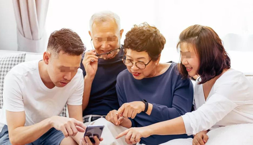 美麗島多焦鏡：給父母選老花鏡要注意什么？